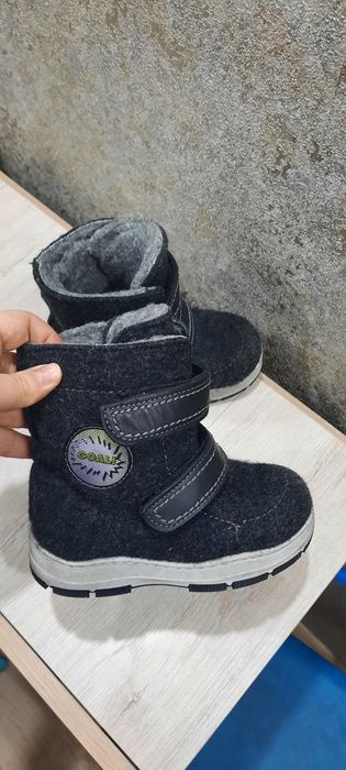 Продам валенки 27размер