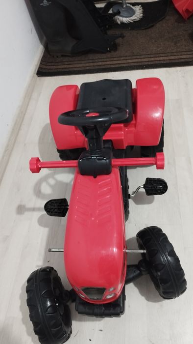 Tractor copii ,2,3 ani
