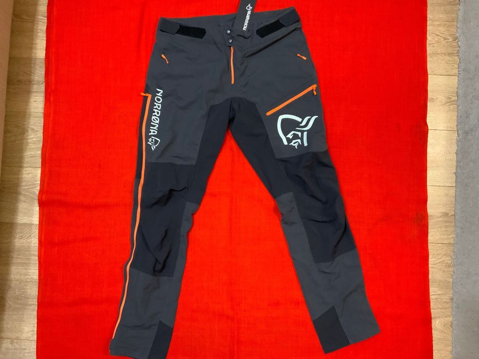 Norrona-оригинален панталон размер л