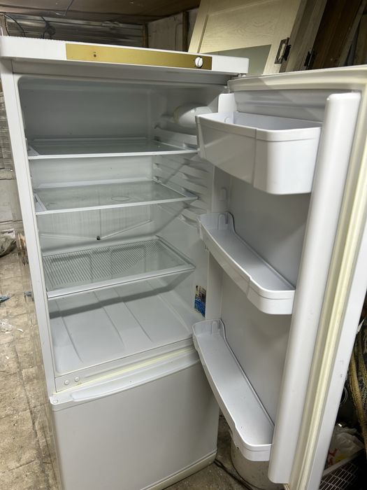 Холодилник Indesit/Индесит