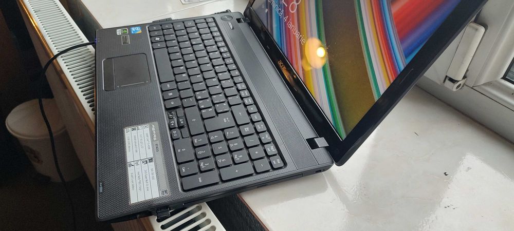 Acer Aspire 5742G, i5, RAM 8GB, HDD Toshiba 400GB, incarcator original