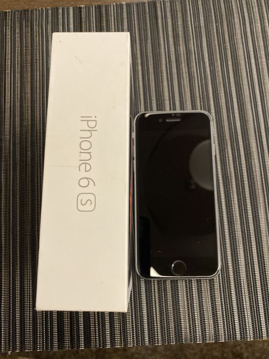 Телефон Iphone 6S