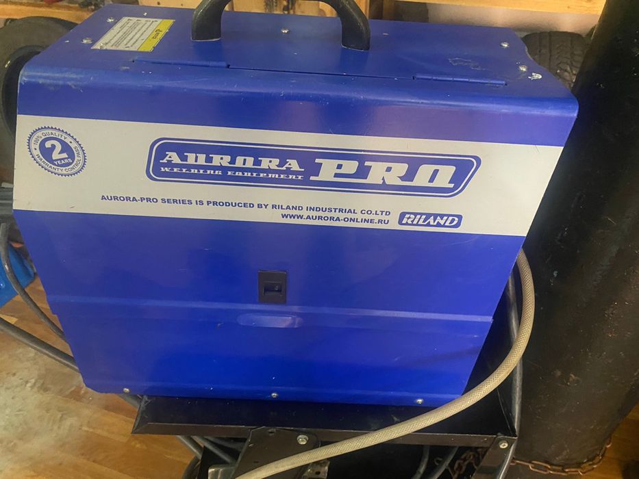 Продаю сварочный аппарат полуавтомат