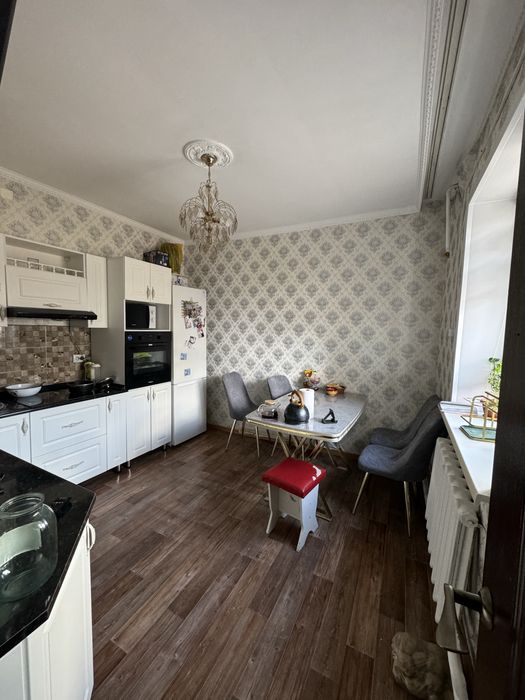 Продается 4 ех комнатная дом