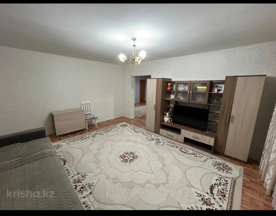 Продам ковер в хорошем состоянии