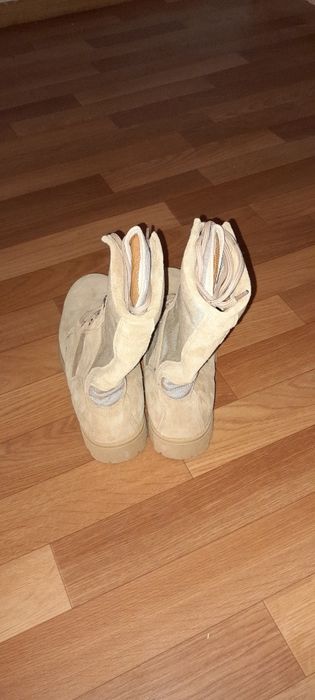 Берцы сатылады, саудасы бар