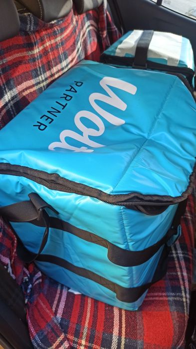 Термосумка для автокурьеров Wolt