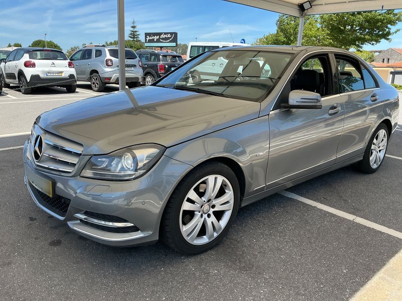 Mercedes-Benz C-Klasse C 220 CDI BlueEfficiency Avantgarde 2012