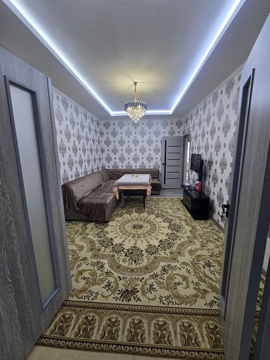 Срочно  сдаётся  квартира  сергели  5 2 ком рядом  метро  линия  2 бек