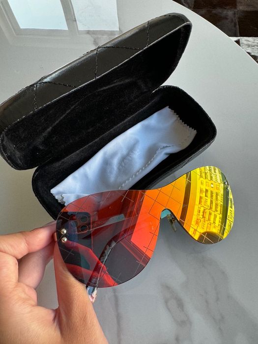 Слънчеви очила Chanel