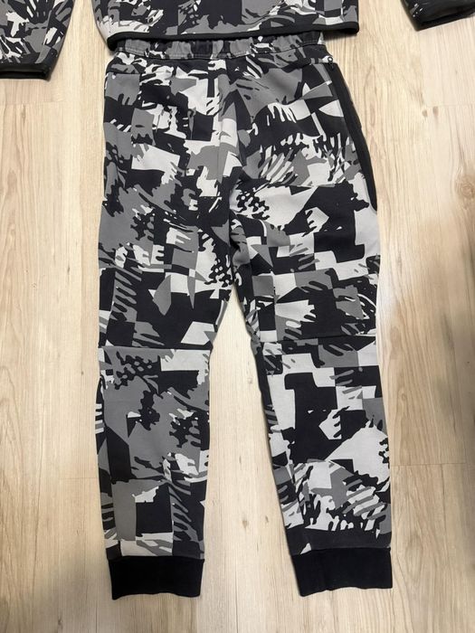 Nike teche fleece Camo