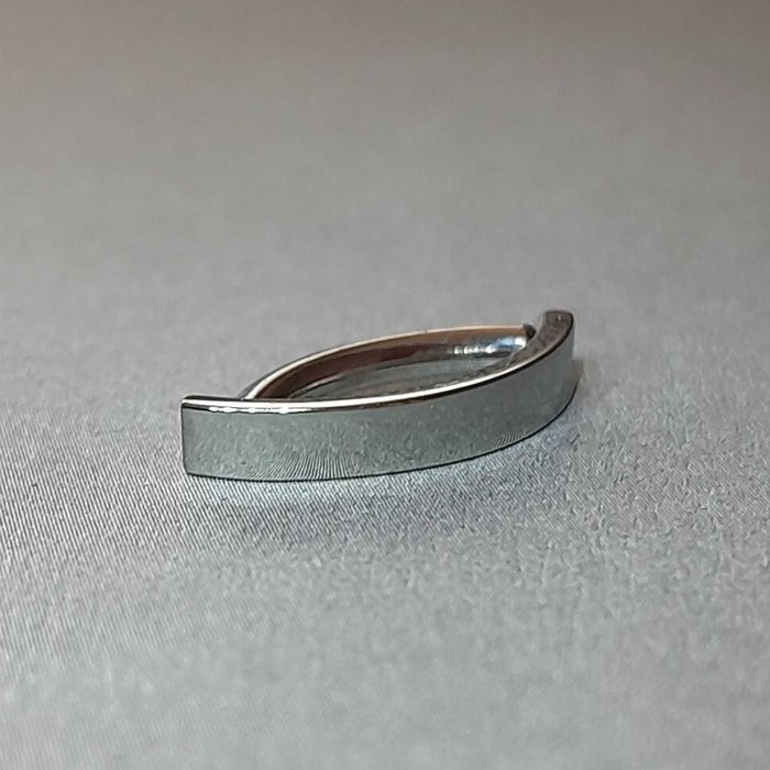 PIERCING CLICKER de titan argintiu