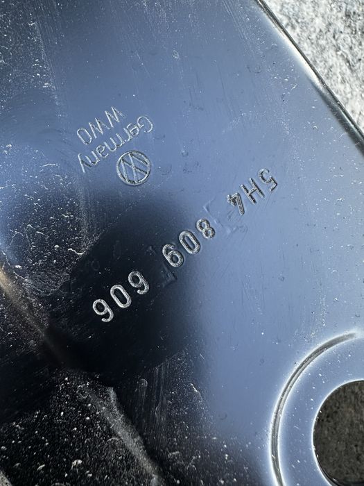 Mintannt dreaota față stâlp dreapta vw golf 8.