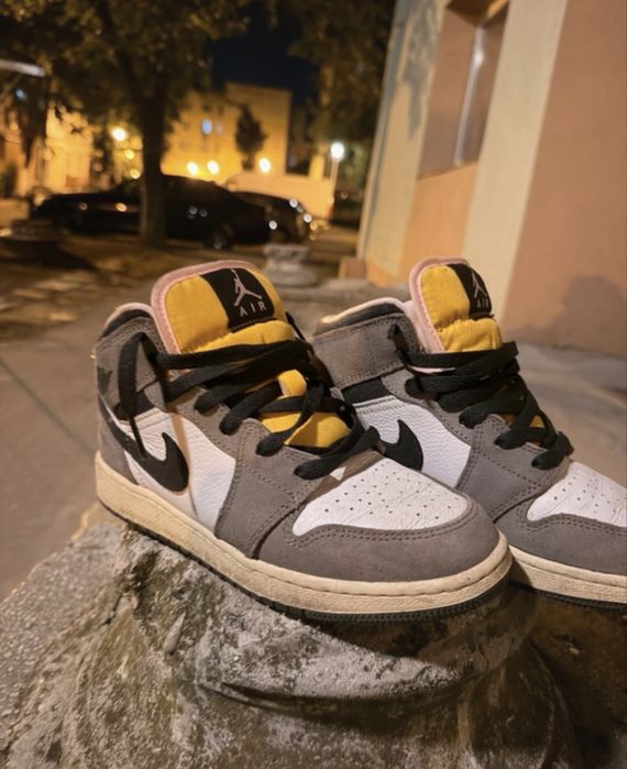 Adidasi Jordan Air