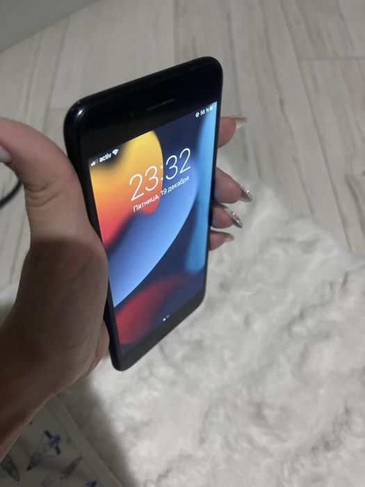 Iphone 7 plus продам