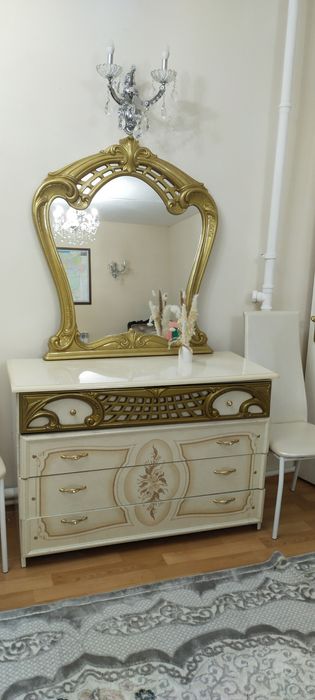 Гарнитур спальный