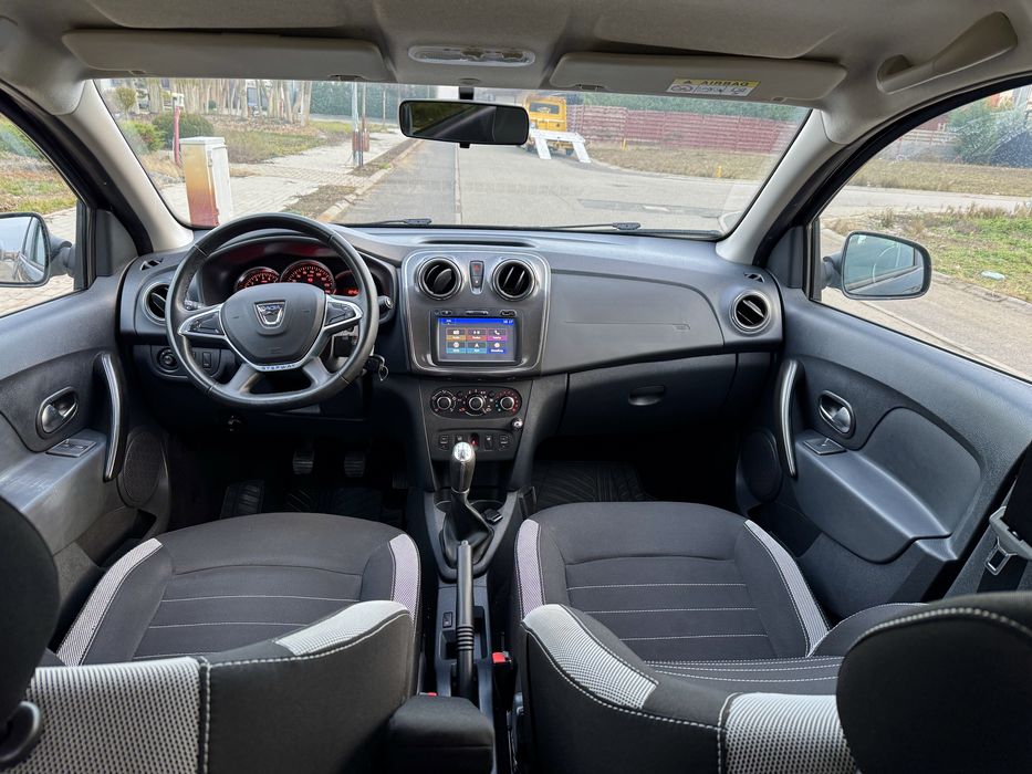 Dacia Sandero Stepway 2018, 0.9 TCe 90 cp, 104.000 km, navigație !
