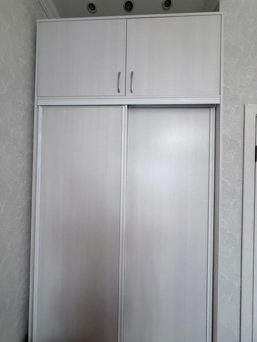 Продам шкаф-купе