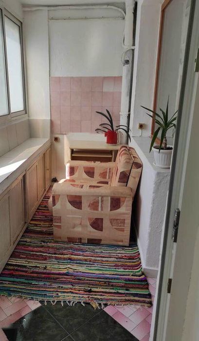 Дава се под наем Двустаен апартамент в Бургас, Славейков - 56 кв.м за 331.5 € - Снимка #5