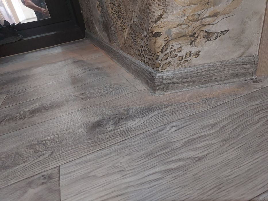 Укладка линолеума