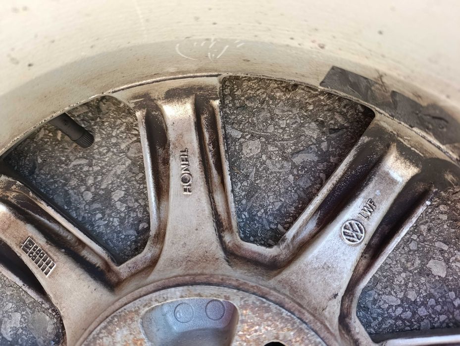 Продавам джантии