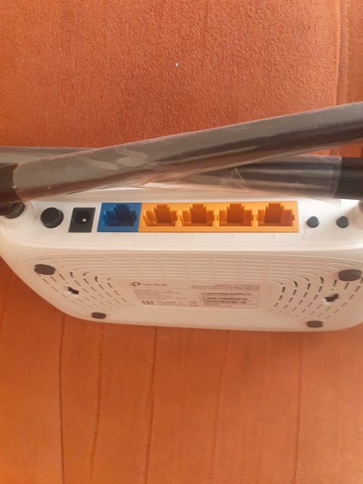 продам роутер Wi-Fi, работает хорошоо