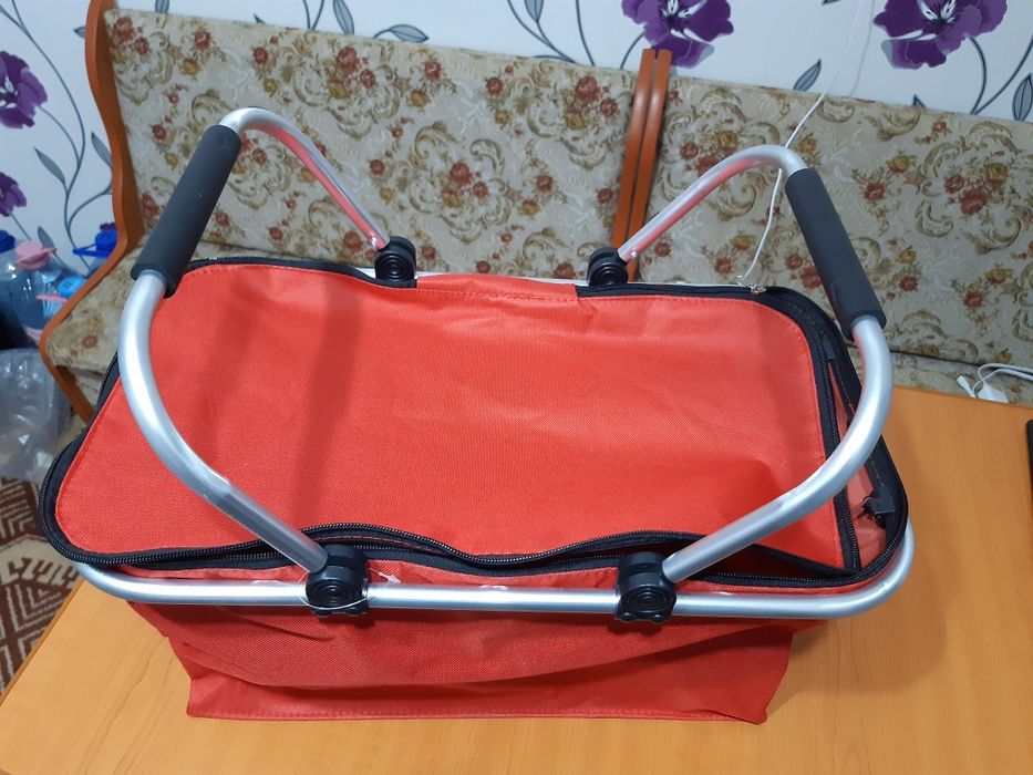 Vând cosulet pentru piknic, nou