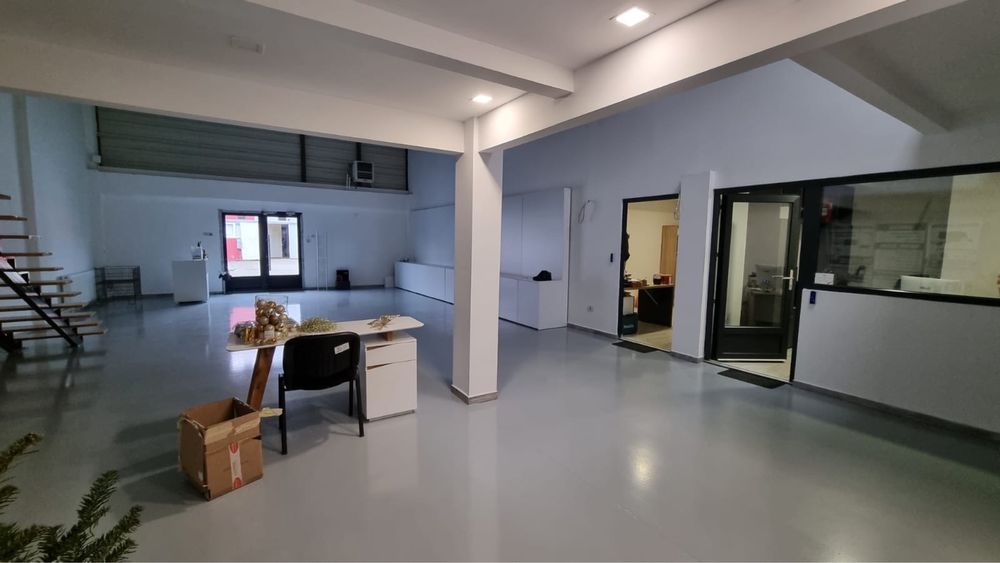 Vand hala Parc Industrial UTA / Afacere la cheie