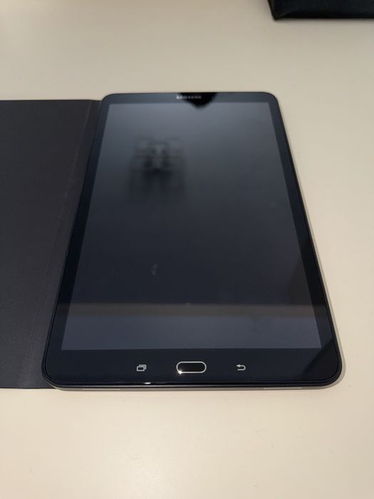 Samsung Galaxy Tab A 10.1 (2016), modelul SM-T585