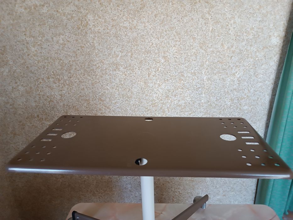 Подставка под телевизор