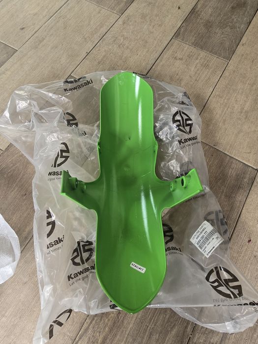 Aripa kawasaki ninja 125 2023