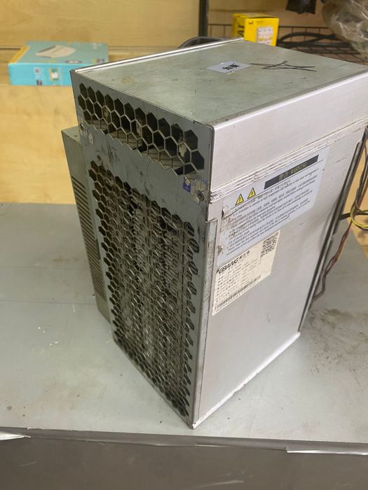 Продам майнер е12 на 42 тн