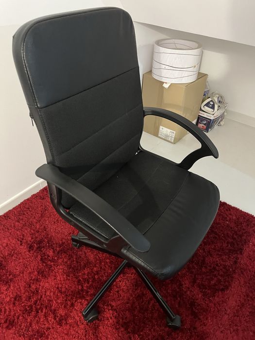 Scaun birou IKEA RENBERGET, confortabil, regabil, design modern