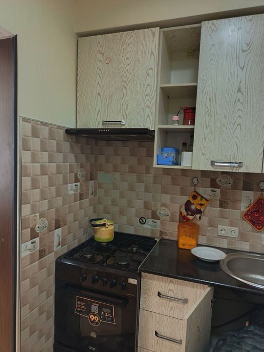 1 комнатная с обстановкой во 2 микрорайоне