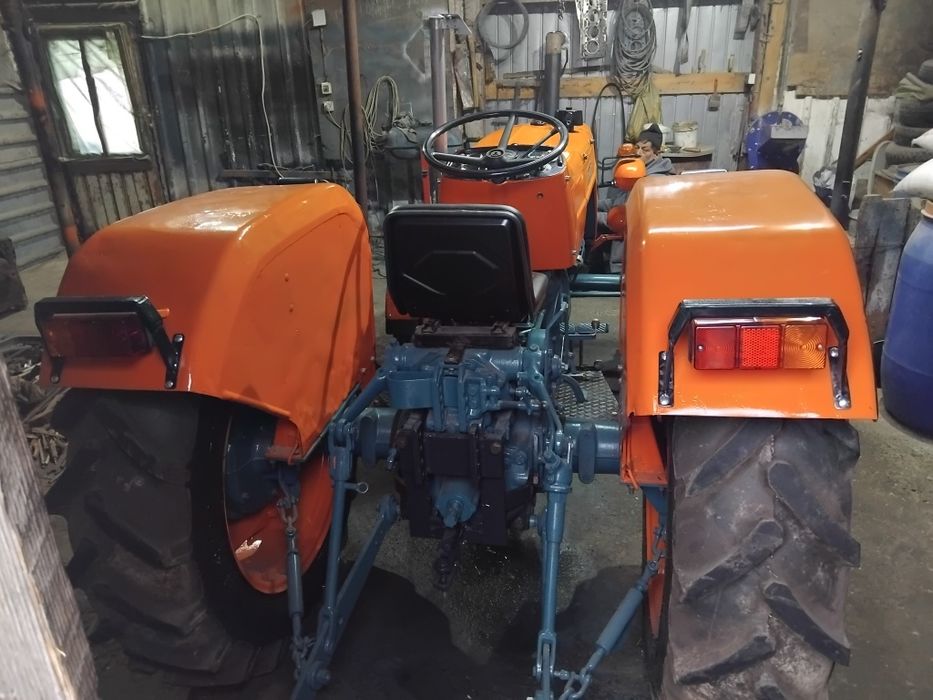 De vanzare tractoras fiat 415