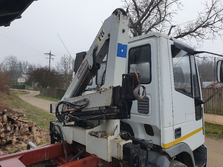 Iveco cu macara si basculabil originale de fabrică