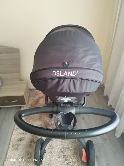 Бебешка количка Дисланд с два коша летен и зимен,плюс аксесоари