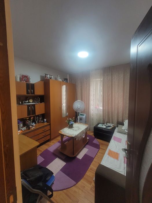 Vănd apartament.