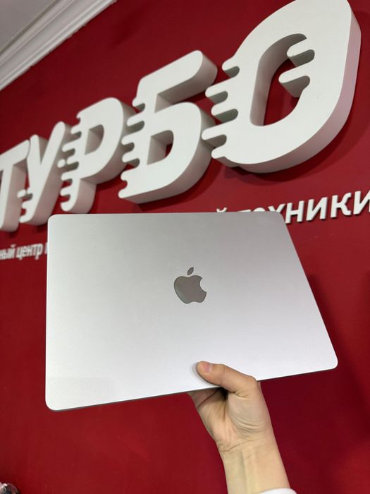 Ноутбук Apple MacBook Air A2681