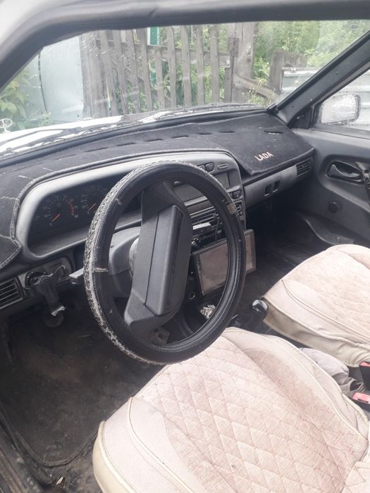 Продам девятку 21093