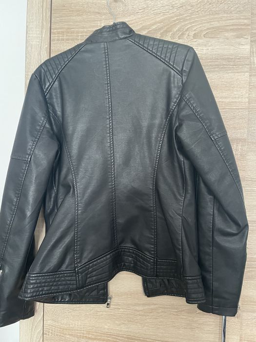 Geaca de imitatie piele