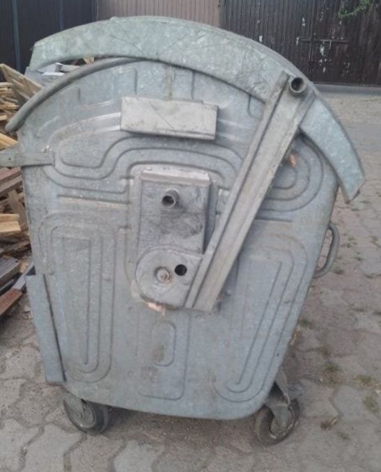 Продам мусорный бак