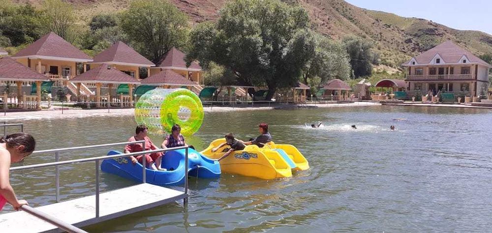 Продам катамаран ZigZag 4-х местный