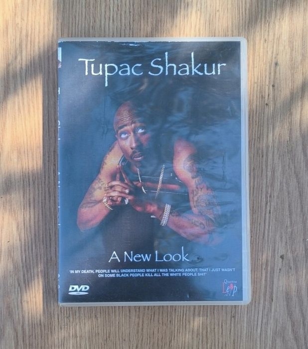 Set de 4 DVD-uri Muzică Originale – Eric Clapton, Toni Braxton, Michael Bolton, 2Pac