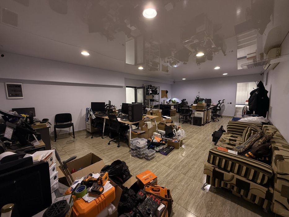 Аренда магазин 40 м² + офис 270 м², метро 5 мин