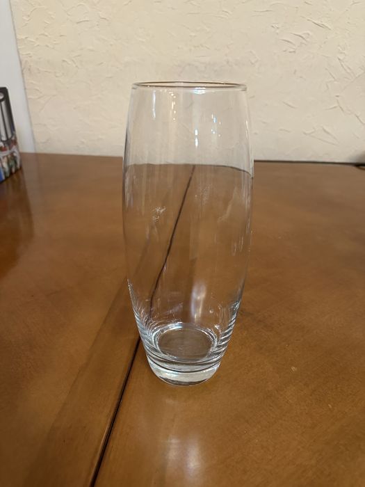 Срочно Продам Вазы для цветов