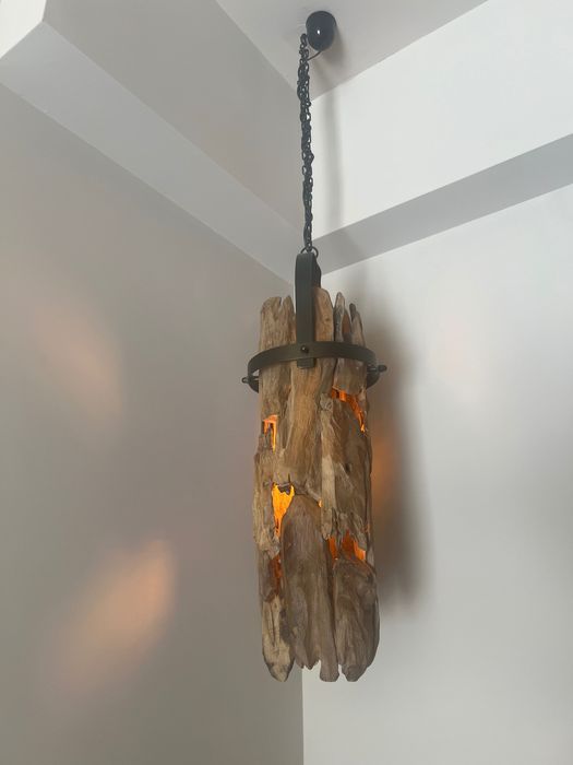 Абажур от дърво и желязо