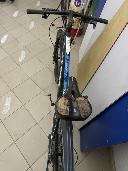 Продам велик срочно