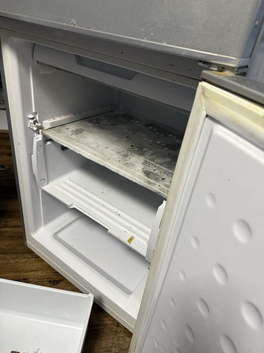 Vand frigider Arctic 205 L si 87 L