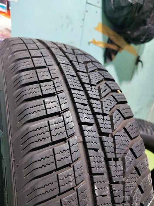 4 бр зимни 205/60/16 Hankook